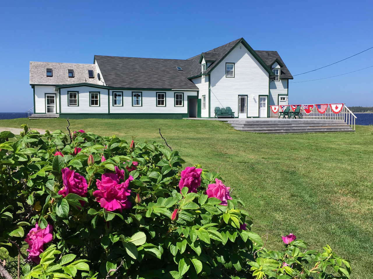 Entente Cordiale Beachfront Inn Newfoundland And Labrador Canada